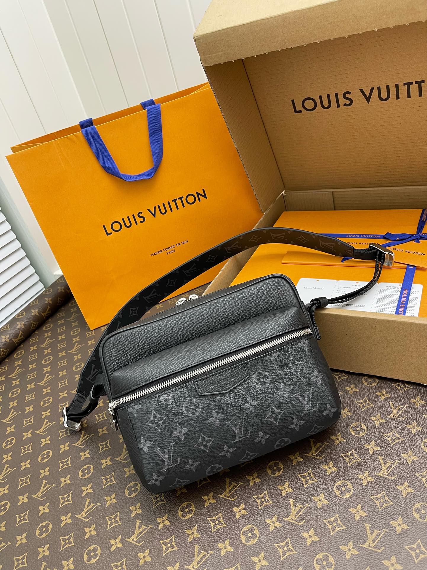 Mens LV Satchel bags